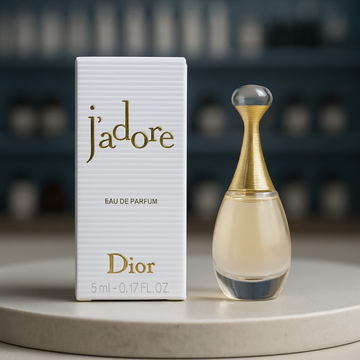 Christian Dior J’Adore Eau de Parfum Mini – 0.17 oz (For Women)